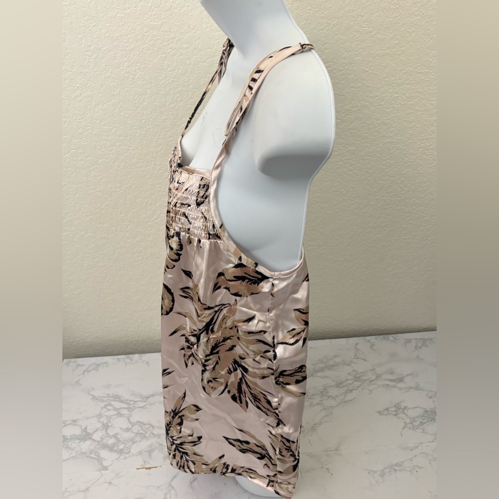 Rachel Ashwell Floral Strappy Top Women’s Small Peach Metallic Pullover - Picture 2 of 5